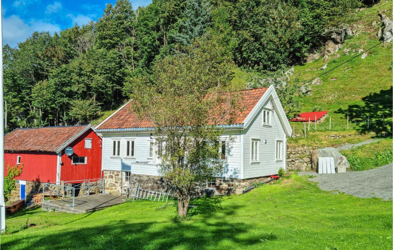 Amazing Home In Hidrasund With Wifi Eide  외부 사진